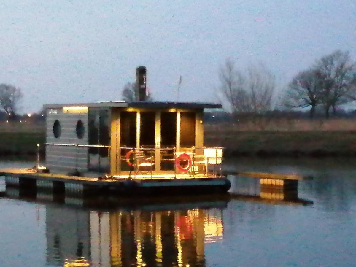 Hausboot Lucky Apartment ฮาเทม ภายนอก รูปภาพ