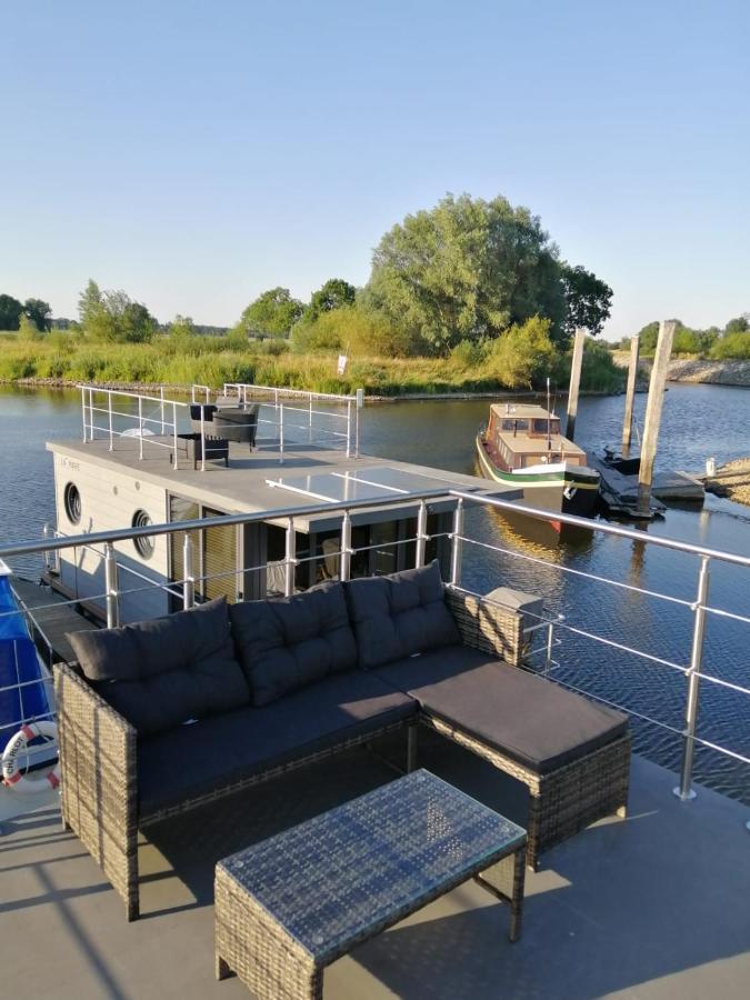 Hausboot Lucky Apartment ฮาเทม ภายนอก รูปภาพ