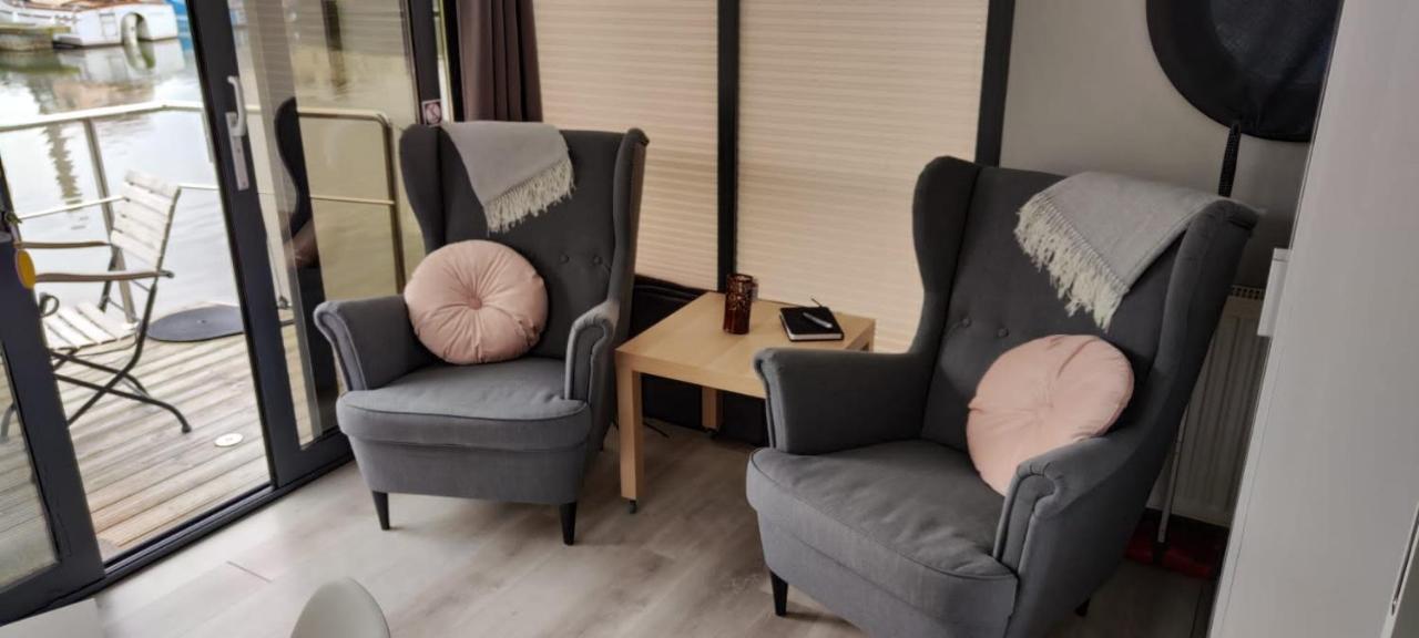 Hausboot Lucky Apartment ฮาเทม ภายนอก รูปภาพ